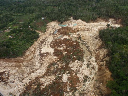 Landslide in the highlands of PNG in 2012