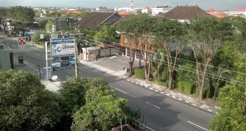 The streets are empty during Nyepi.