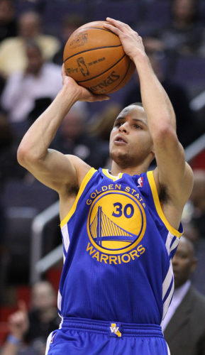 Stephen Curry of Golden State Warriors scored 37 points.