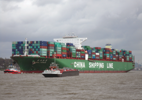 Container ship CSCL Venus of the China Shipping Line outgoing Hamburg in April 2014