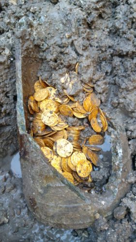 Cracked Amphora containing Roman coins