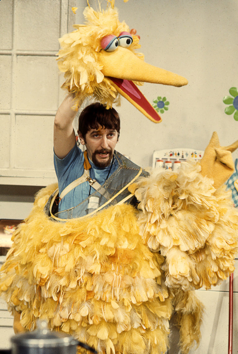 Man Behind Big Bird And Oscar The Grouch Leaves Sesame Street 