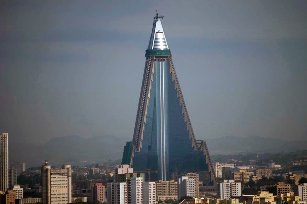 Ryugyong Hotel, 2009