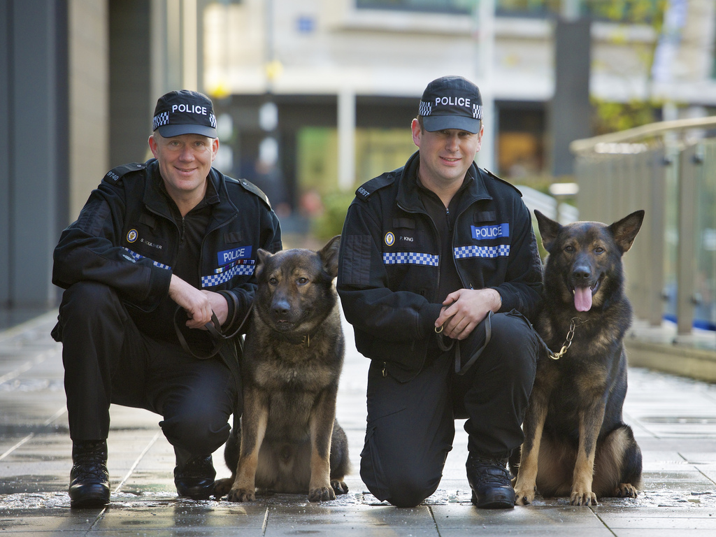 West Midlands Police - Dog handlers receive awards