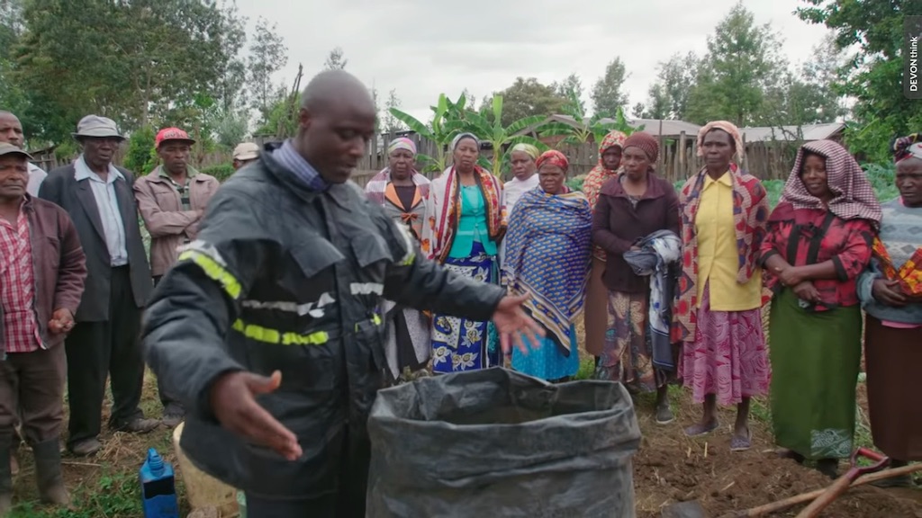 Mr. Tabichi Teaches the community about techniques for planting drought resistant crops.