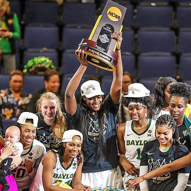 Baylor celebrates their NCAA championship win.