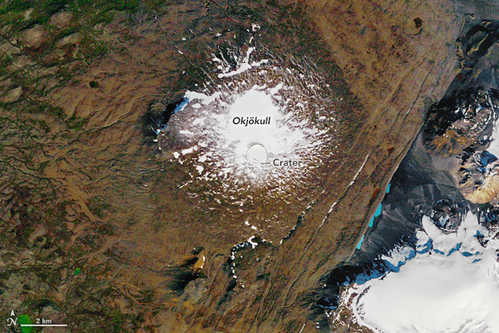 Satellite image of Ok Glacier in 1986.