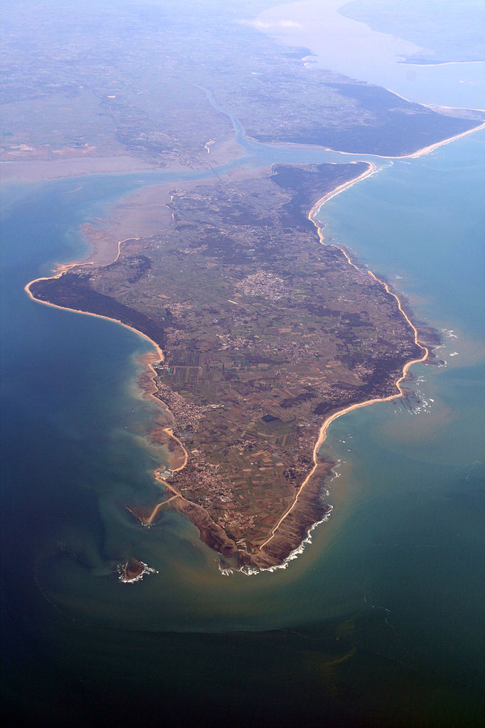 Aerial view from the northwest of l’île d’Oléron, France.