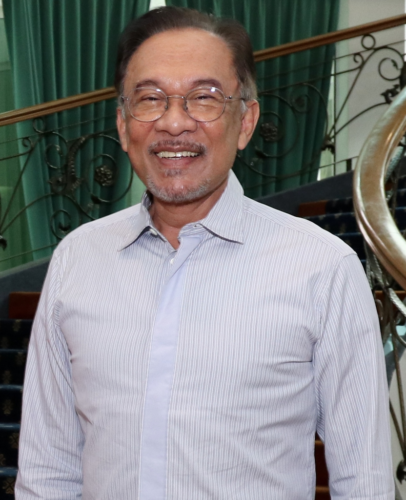 Anwar Ibrahim during a meeting with US Ambassador Kamala