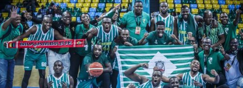 The players of Ferroviario Mocambique are shown after they made it into the league.