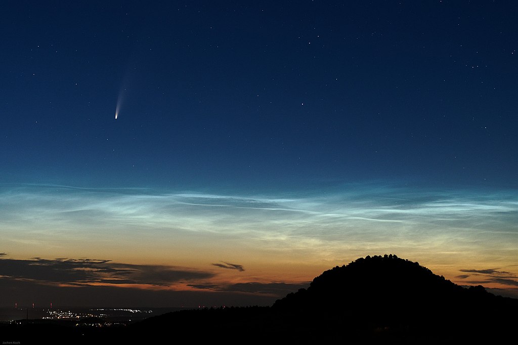 Comet C/2020 F3 (NEOWISE) with noctilucent clouds.