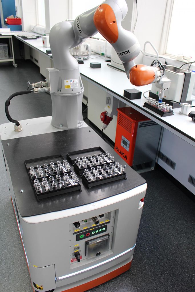 Robot Lab Assistant - University of Liverpool.