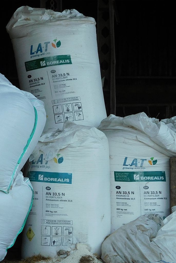 AN 33,5 N" ammonium nitrate big bags EC-fertilizer produced by Borealis