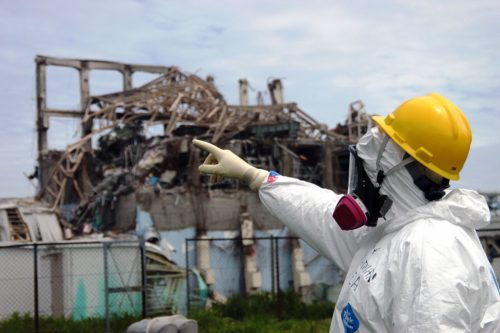 IAEA fact-finding team leader Mike Weightman examines Reactor Unit 3 at the Fukushima Daiichi Nuclear Power Plant on 27 May 2011 to assess tsunami damage and study nuclear safety lessons that could be learned from the accident.