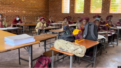 Students at Shingai Primary School in Chitungwiza, studying on their own. Feb. 11, 2022 as teachers in Zimbabwe remain on strike over poor remuneration.