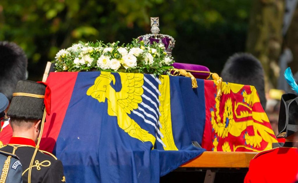 Procession from Buckingham Palace to Westminster Hall for the Lying-in-State of Elizabeth II