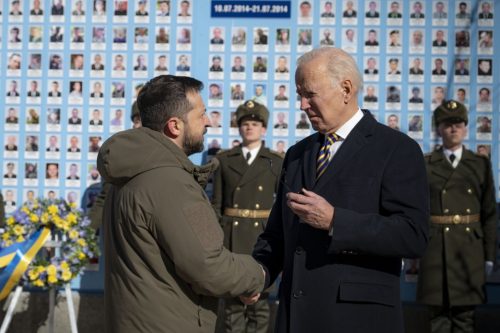 US President Joe Biden with Ukraine President Volodymyr Zelensky in front of the Wall of Remembrance in Kyiv on February 20, 2023.