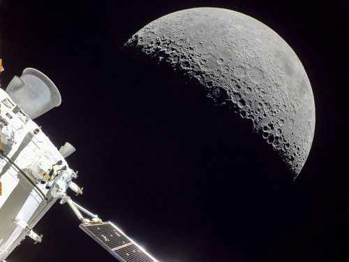 This picture, taken on November 21, 2022, shows the far side of the moon as the Orion capsule and European Service Module perform a flyby.