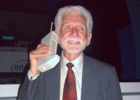 Martin Cooper, the inventor of the handheld cell phone, with DynaTAC prototype from 1973 while at e21 Forum in Taipei International Convention Center in 2007.